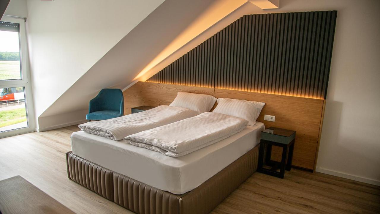 Rheinapart Hotel Und Boardinghouse Bornheim  Eksteriør billede