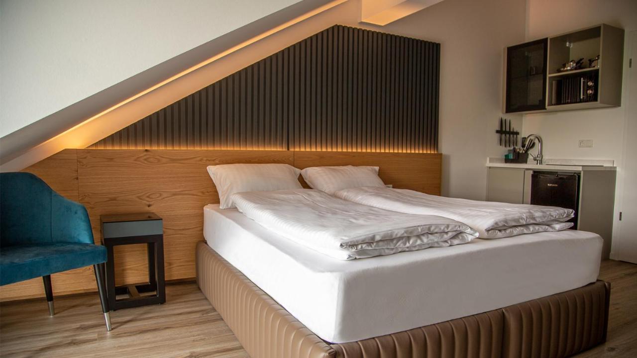 Rheinapart Hotel Und Boardinghouse Bornheim  Eksteriør billede